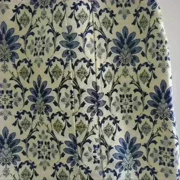 TOPSHOP | Women's Off White/Blue Ruffled Waist Floral Mini Skirt - Picture 5 of 5